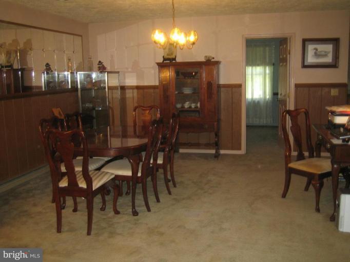 196 Troy Road Louisa, VA 23093 - Photo 4 of 22 Dining Area