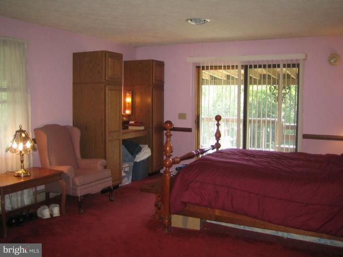 196 Troy Road Louisa, VA 23093 - Photo 6 of 22 Master Bedroom