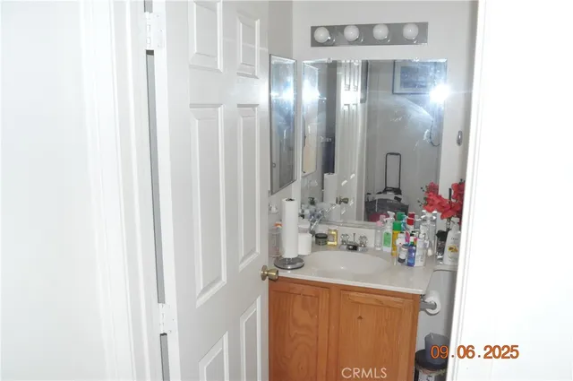 $274,985 | 11584 Oak Street, Apple Valley, CA 92308