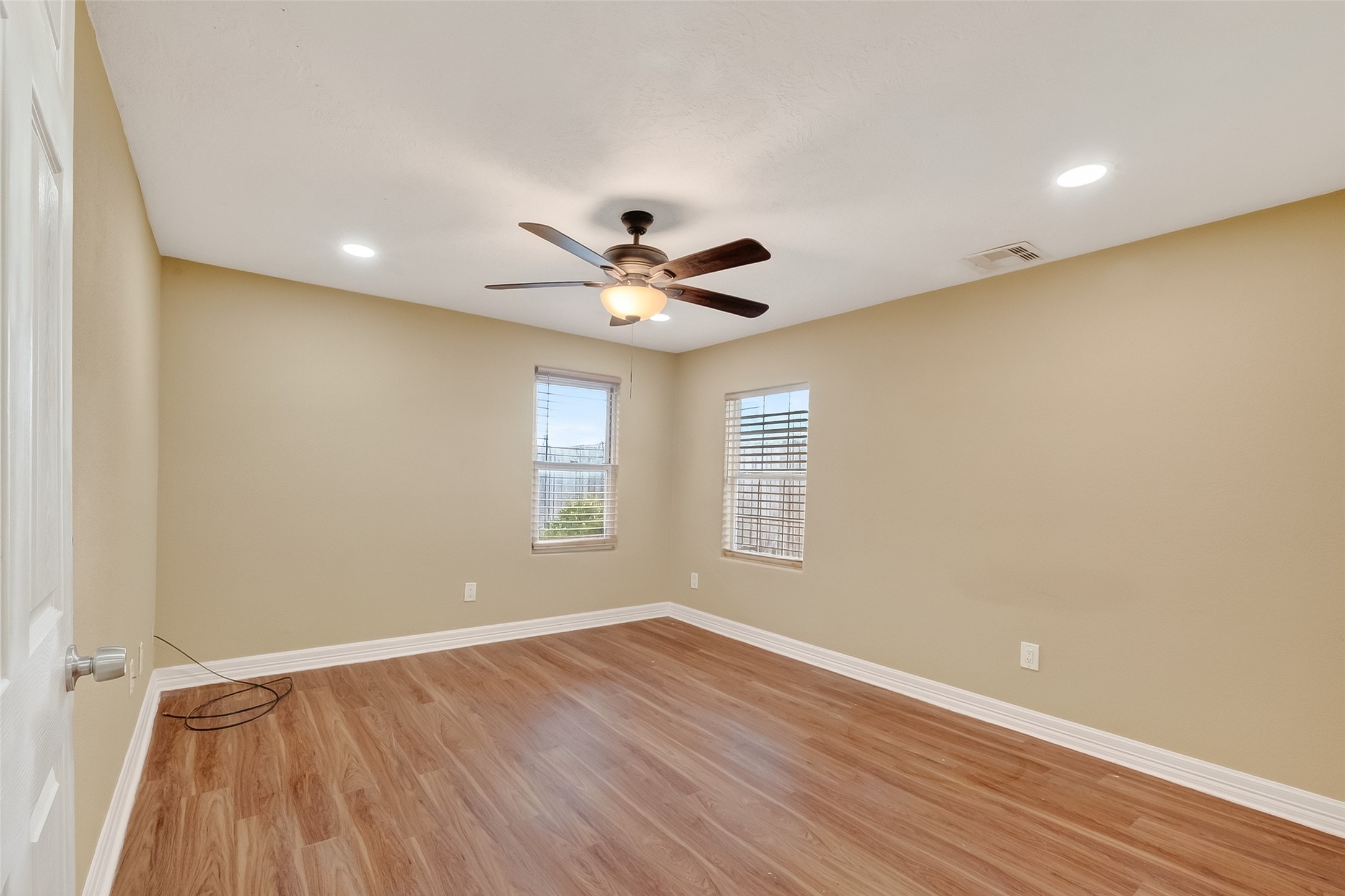 807-807 Ruth Street Baytown, TX 77520 - Photo 29 of 30 Gallery Image 29