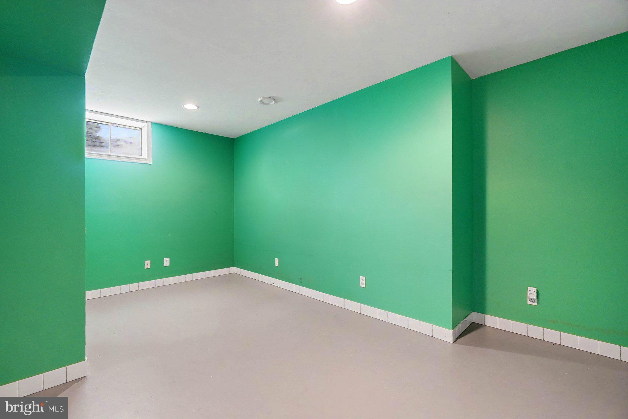 64 Open Meadow Court Elkton, MD 21921 - Photo 43 of 57 a view of a big room with windows