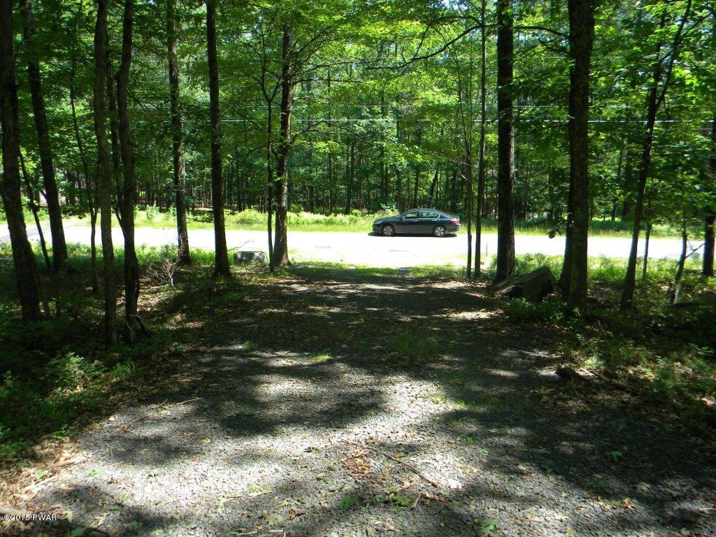 193 Deer Run Road Hawley, PA 18428 - Photo 8 of 17