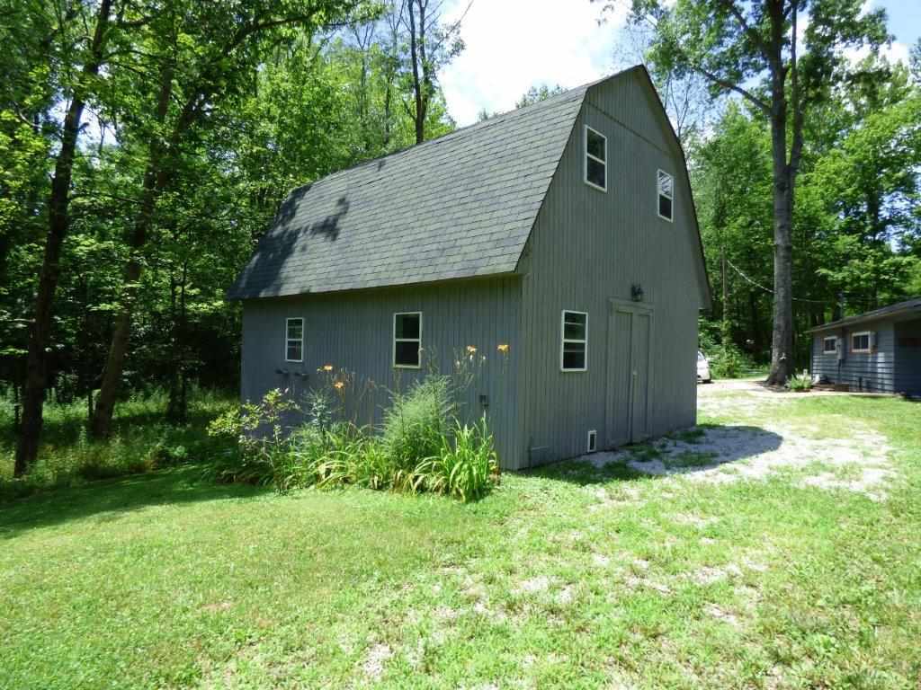 2396 Rey Cemetery Road Coal City, IN 47427 - Photo 13 of 28