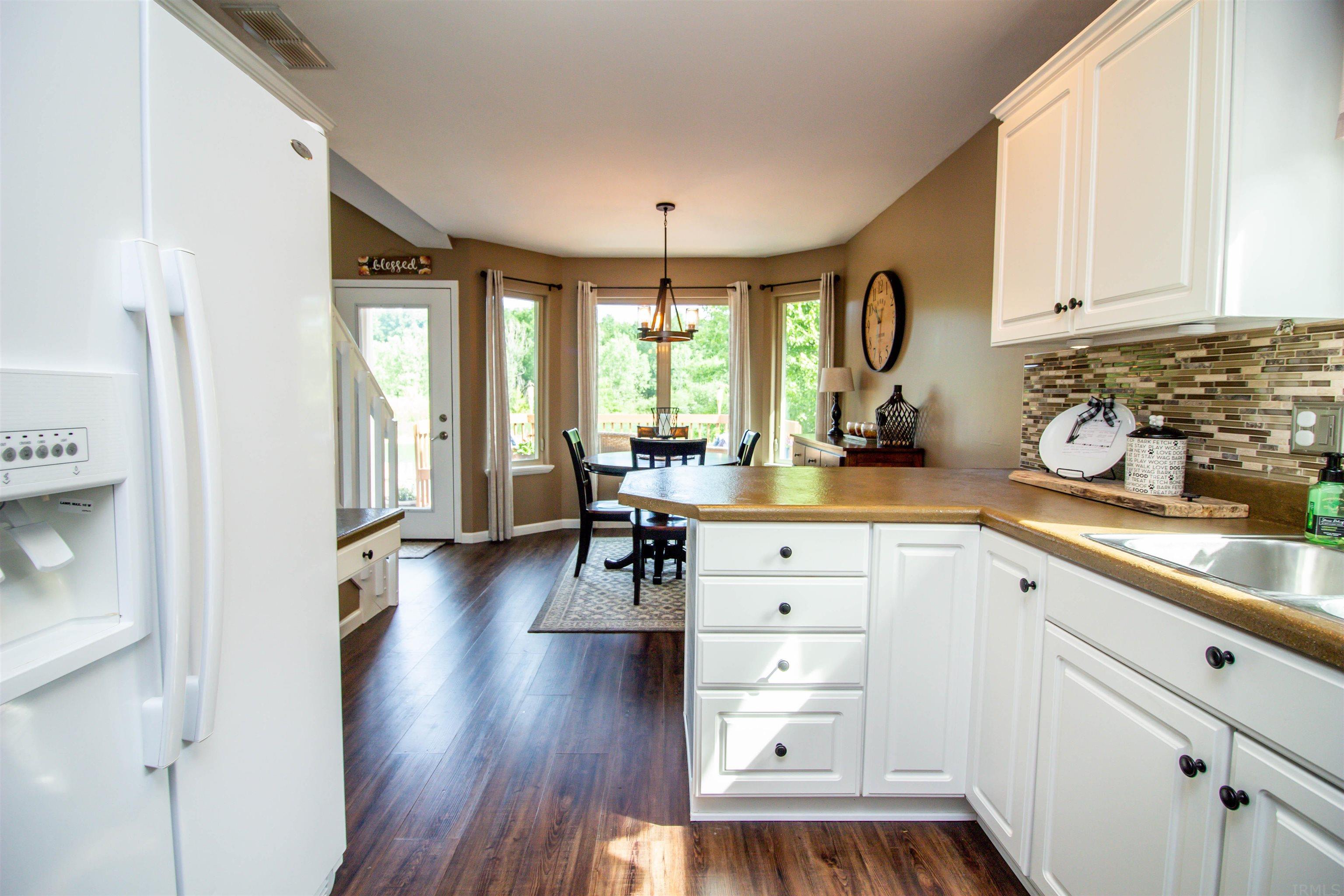 1318 Holly Ridge Run Fort Wayne, IN 46845 - Photo 11 of 35 Gallery Image 11