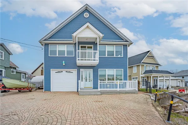 $450,000 | 1568 Water Street, Newfane, NY 14126