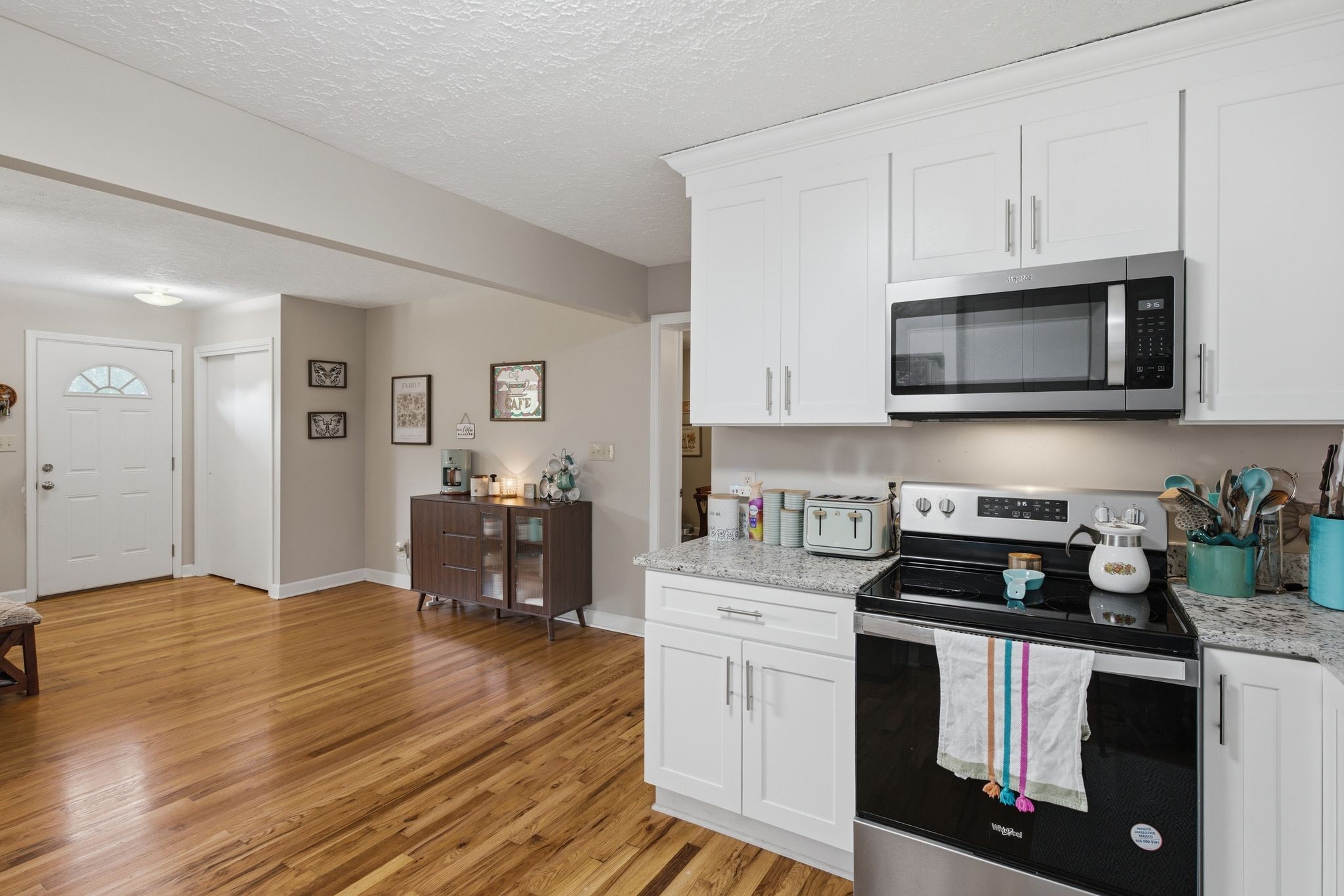 1514 5th Avenue West Springfield, TN 37172 - Photo 7 of 34