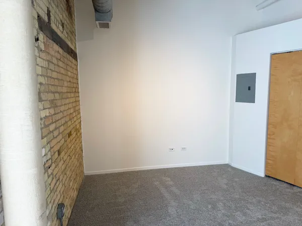 $275,000 | 420 South Clinton Street, Unit 110A, Chicago, IL 60607