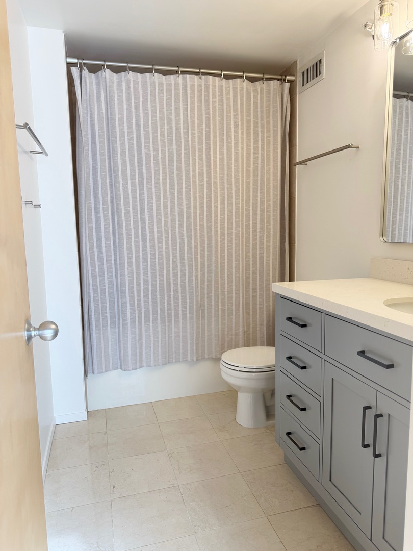 420 South Clinton Street, Unit 110A Chicago, IL 60607 - Photo 9 of 14