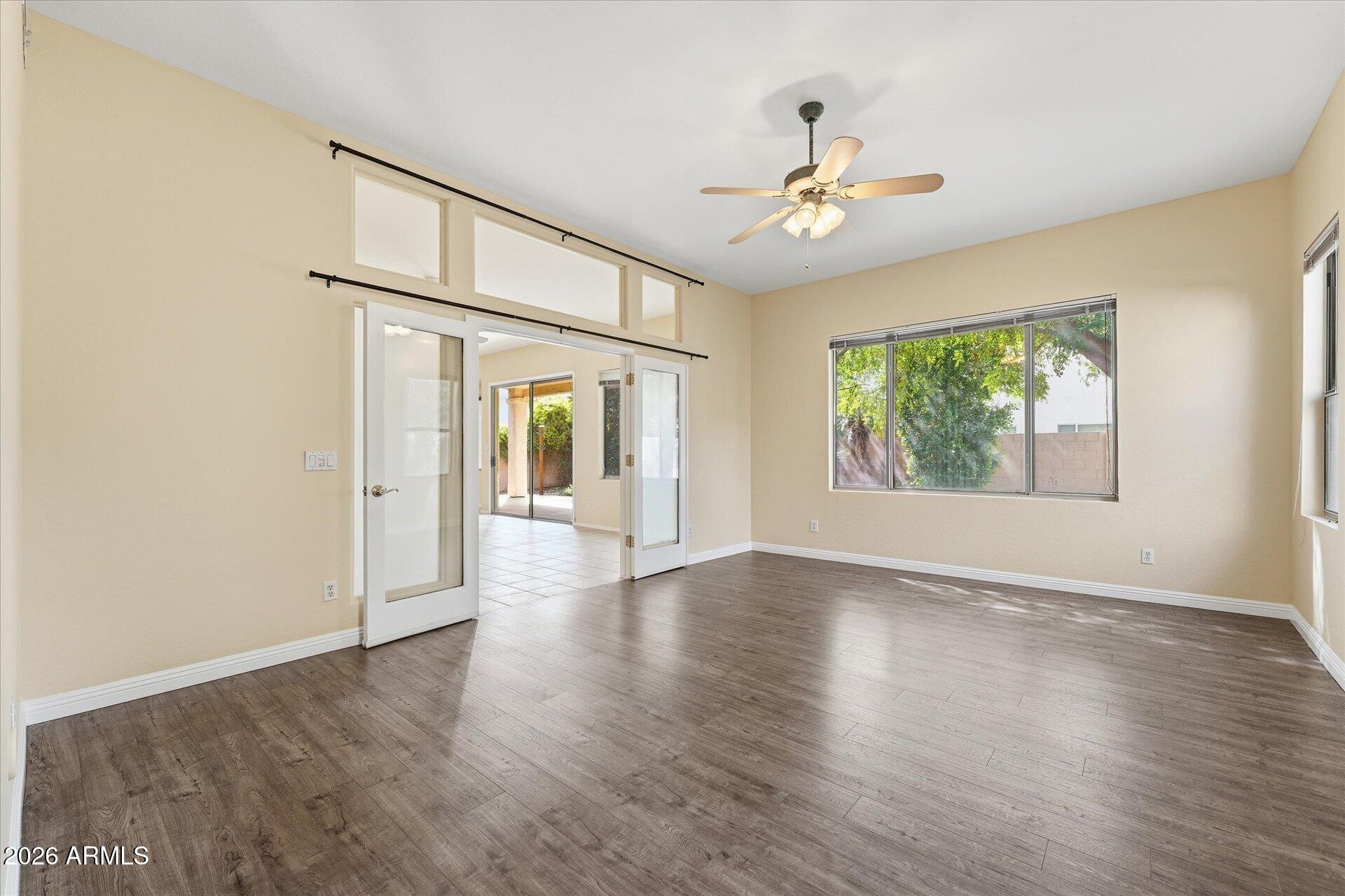 485 East Ranch Road Gilbert, AZ 85296 - Photo 31 of 77 29-Casita Living Area