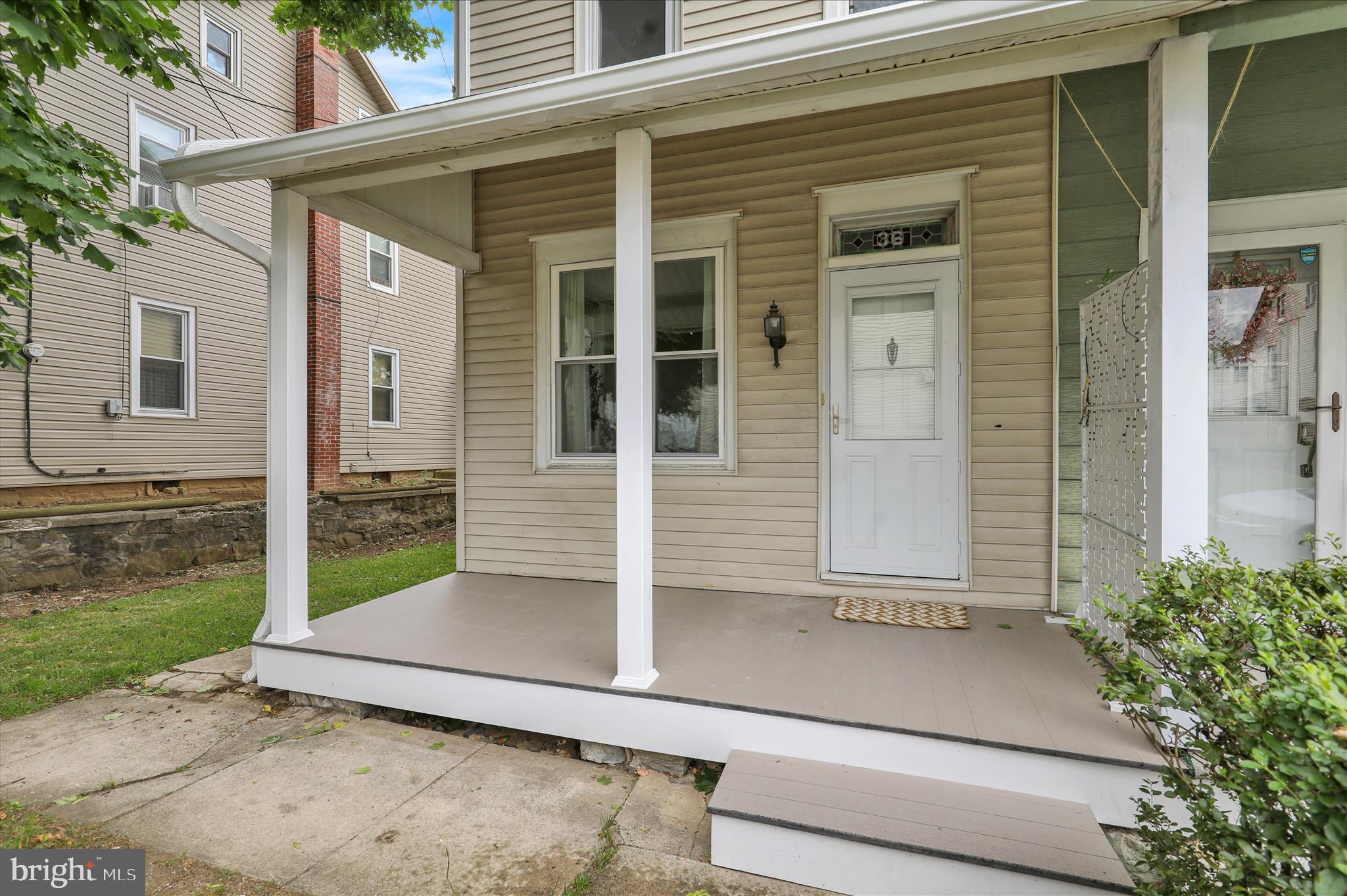36 South Miller Street Reading, PA 19607 - Photo 4 of 29 360_1945