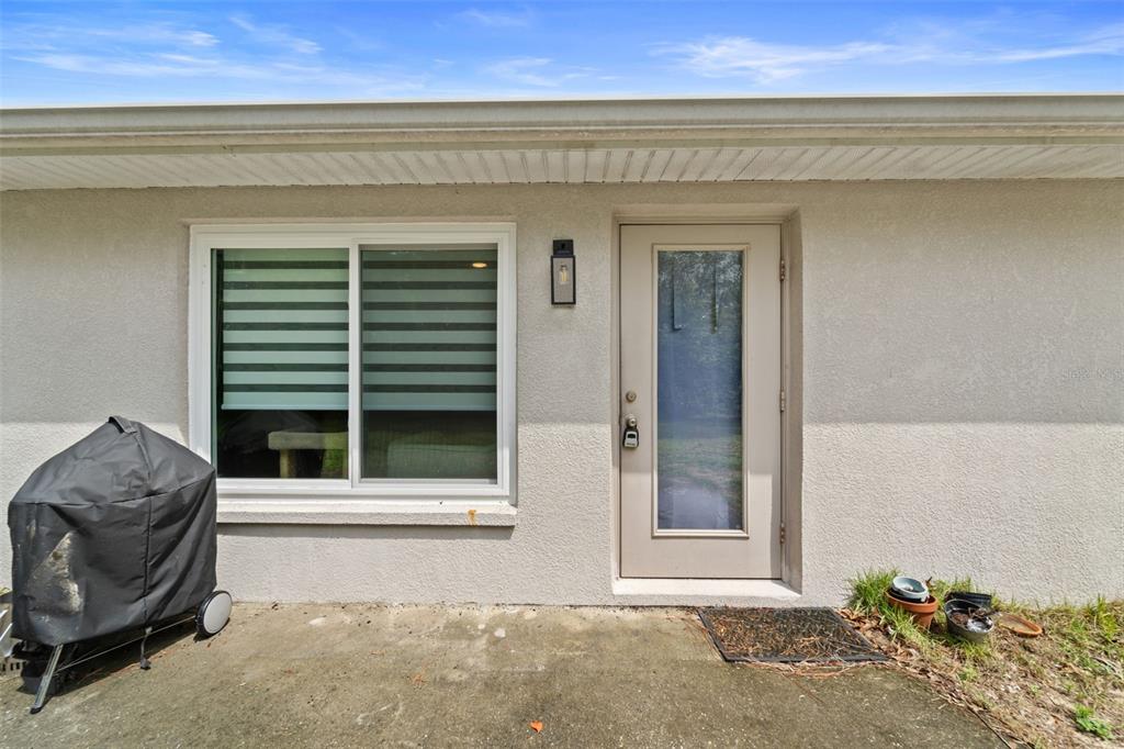 199 Linder Drive Homosassa, FL 34446 - Photo 27 of 29 a front view of a house