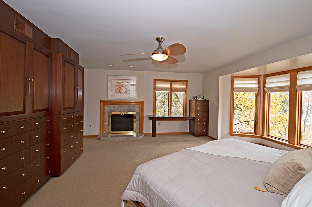 22 Woodland Road Pittsburgh, PA 15232 - Photo 14 of 25 Gallery Image 14