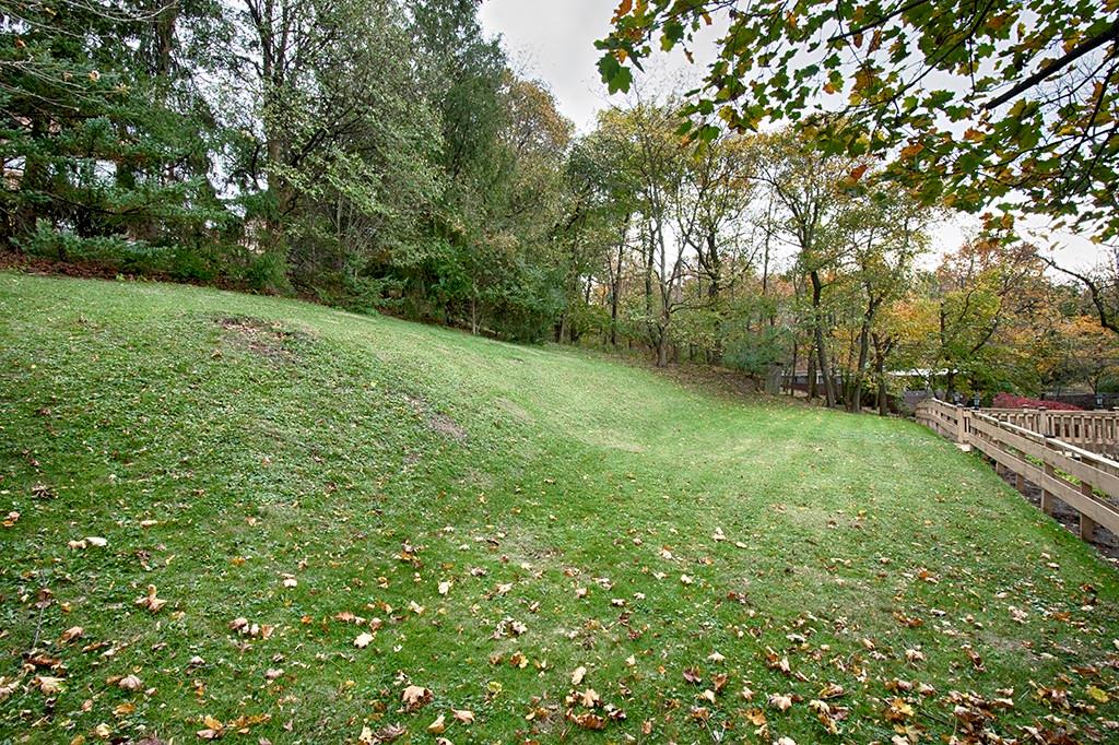22 Woodland Road Pittsburgh, PA 15232 - Photo 25 of 25 Gallery Image 25