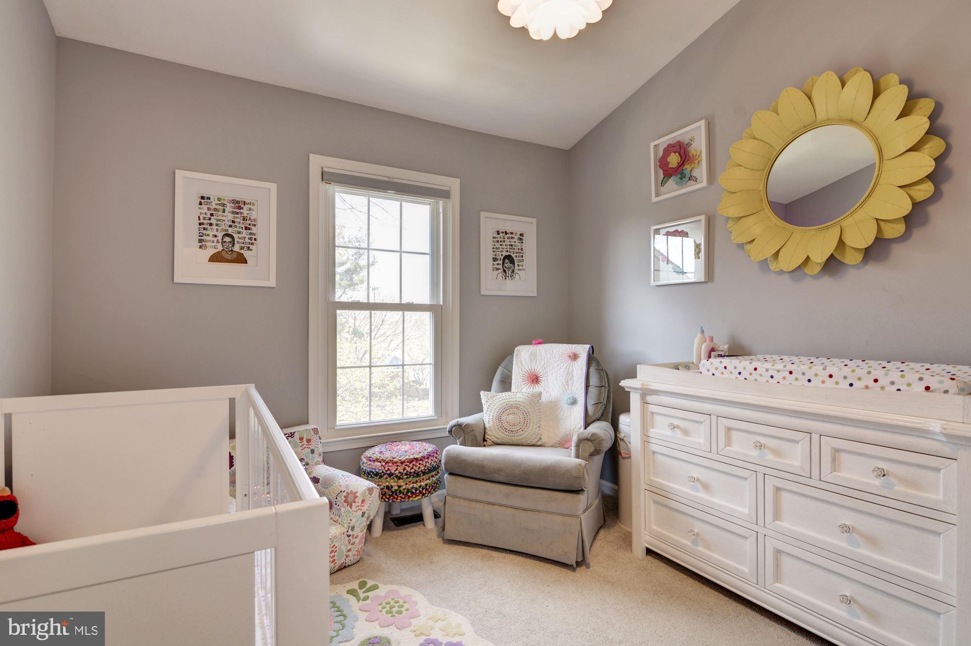 6044 Loganwood Drive North Bethesda, MD 20852 - Photo 14 of 25