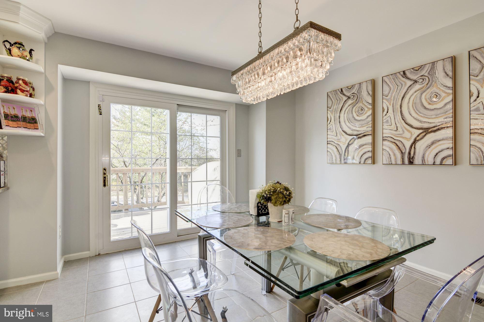 6044 Loganwood Drive North Bethesda, MD 20852 - Photo 9 of 25