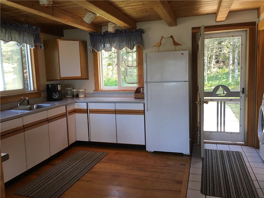 95 Dyer's Island Road Vinalhaven, ME 04863 - Photo 10 of 33 Photo