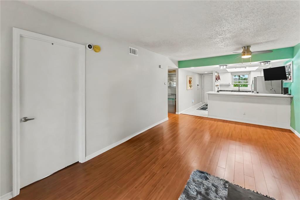 12900 Vonn Road, Unit E204 Largo, FL 33774 - Photo 12 of 35 Gallery Image 12