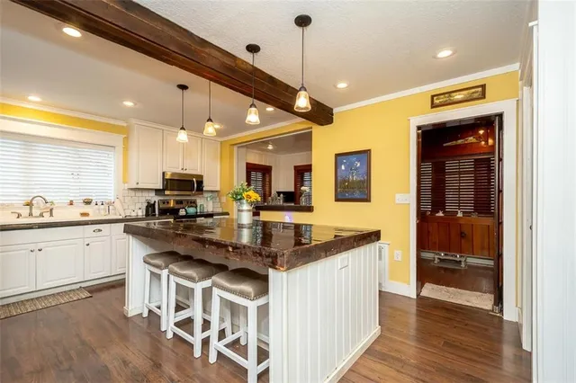 $279,000 | 110 East Piankishaw Street, Paola, KS 66071