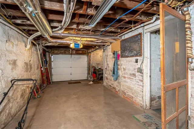 $279,000 | 110 East Piankishaw Street, Paola, KS 66071