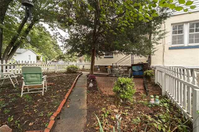 $279,000 | 110 East Piankishaw Street, Paola, KS 66071