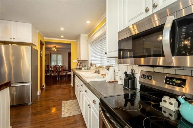 $279,000 | 110 East Piankishaw Street, Paola, KS 66071