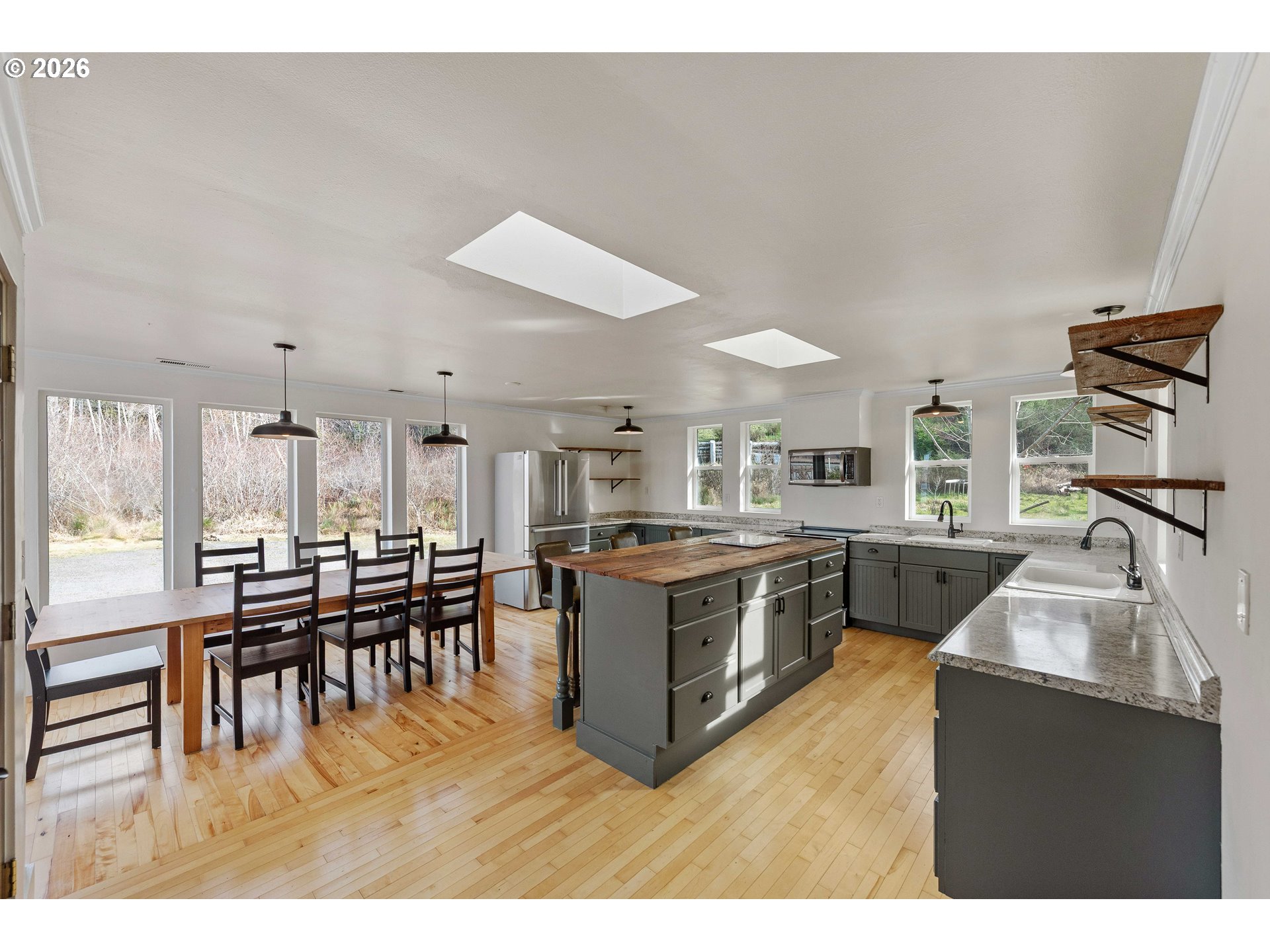 57586 Parkersburg Road Bandon, OR 97411 - Photo 12 of 48