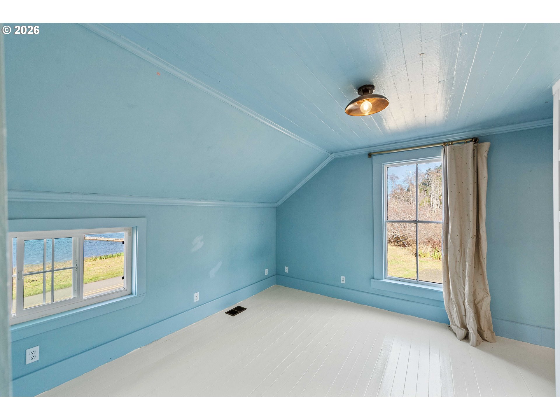 57586 Parkersburg Road Bandon, OR 97411 - Photo 32 of 48