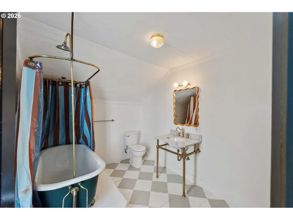 $949,000 | 57586 Parkersburg Road, Bandon, OR 97411