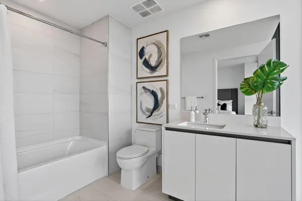 $4,699,000 | 900 North Ocean Boulevard, Unit 1401, Pompano Beach, FL 33062