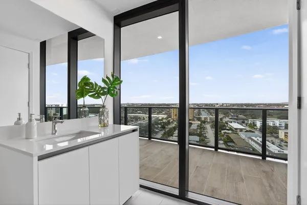 $4,699,000 | 900 North Ocean Boulevard, Unit 1401, Pompano Beach, FL 33062