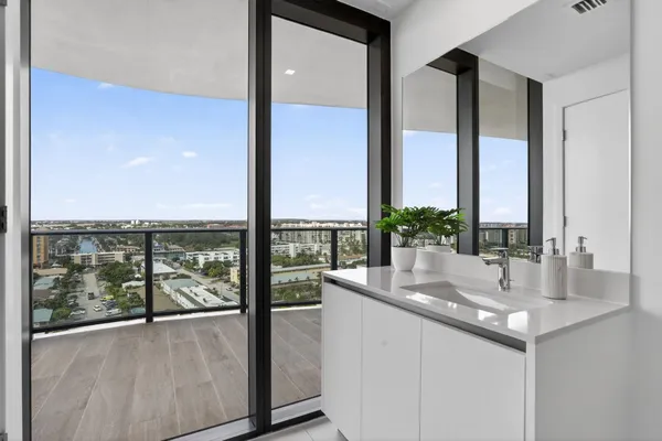 $4,699,000 | 900 North Ocean Boulevard, Unit 1401, Pompano Beach, FL 33062