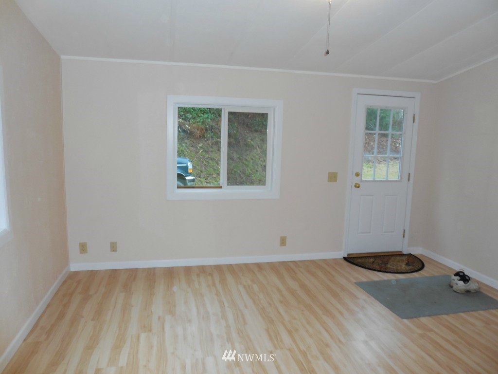 5414 Bulman Road Southeast Port Orchard, WA 98366 - Photo 12 of 24 Gallery Image 12