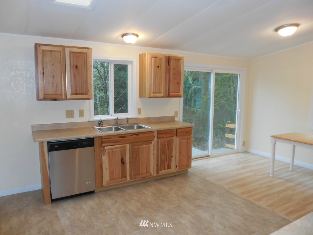5414 Bulman Road Southeast Port Orchard, WA 98366 - Photo 16 of 24 Gallery Image 16