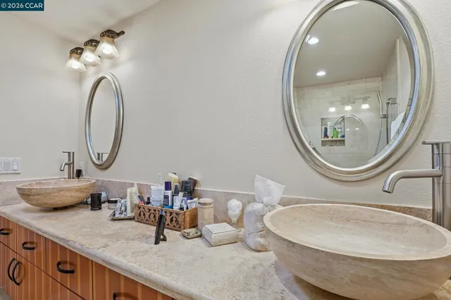 $1,100,000 | 1988 St George Road, Danville, CA 94526