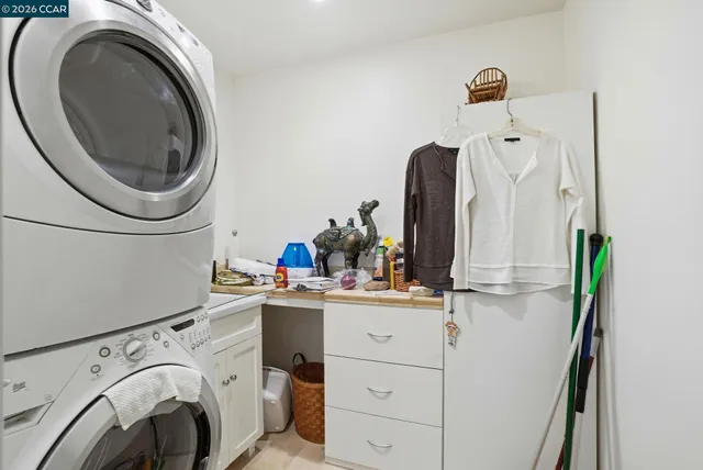 $1,100,000 | 1988 St George Road, Danville, CA 94526