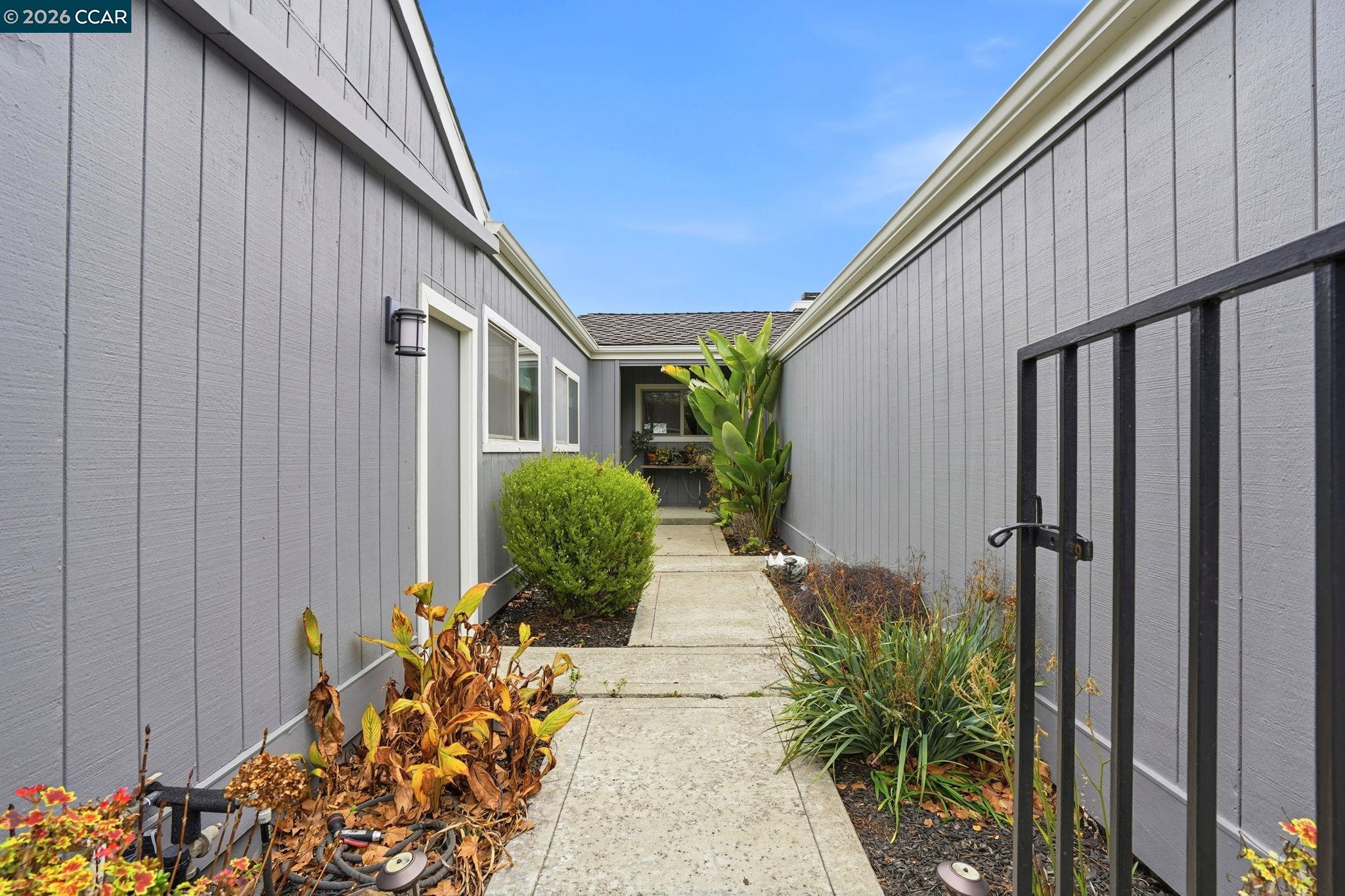 1988 St George Road Danville, CA 94526 - Photo 5 of 42