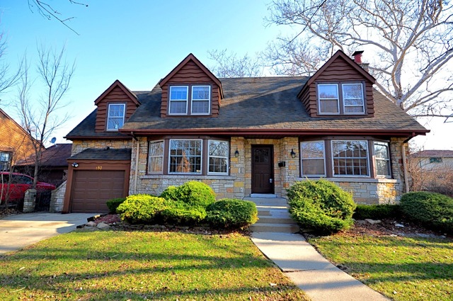 180 Southcote Road Riverside, IL 60546 - Photo 1 of 21