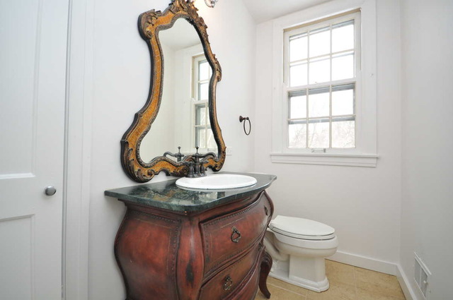 180 Southcote Road Riverside, IL 60546 - Photo 15 of 21