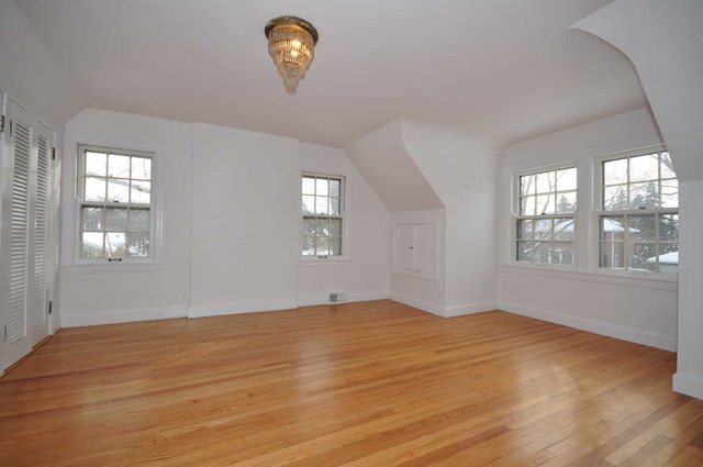 180 Southcote Road Riverside, IL 60546 - Photo 10 of 21