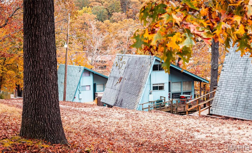 70 North Shore Resort Road Eldon, MO 65026 - Photo 13 of 28