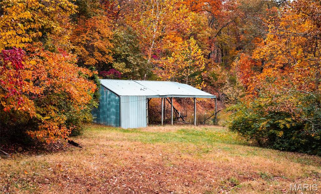 70 North Shore Resort Road Eldon, MO 65026 - Photo 14 of 28