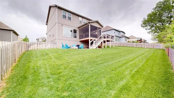 $610,000 | 5612 Northwest 96th Street, Kansas City, MO 64154