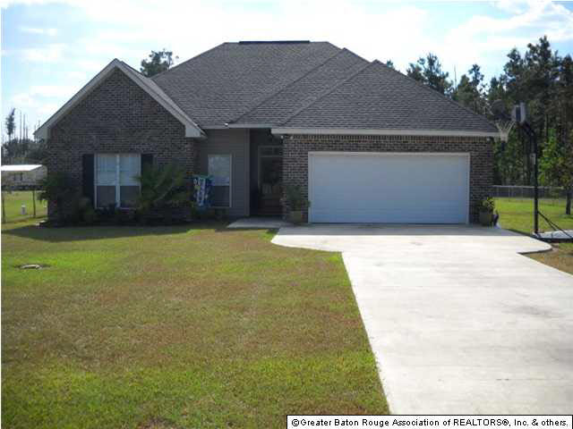 31533 Pea Ridge Road Albany, LA 70711 - Photo 1 of 20