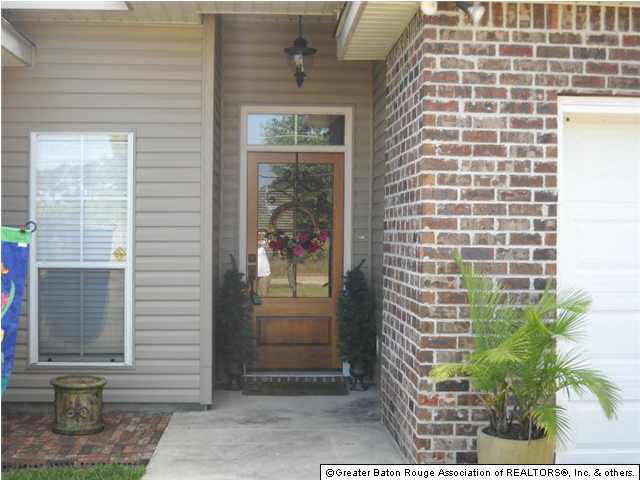 31533 Pea Ridge Road Albany, LA 70711 - Photo 3 of 20