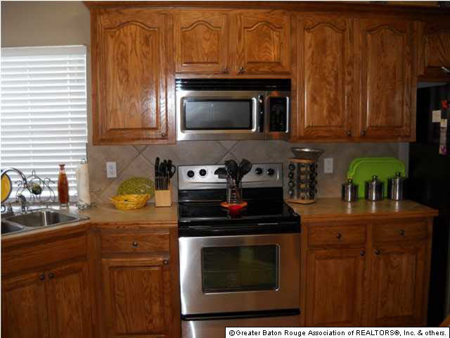 31533 Pea Ridge Road Albany, LA 70711 - Photo 9 of 20