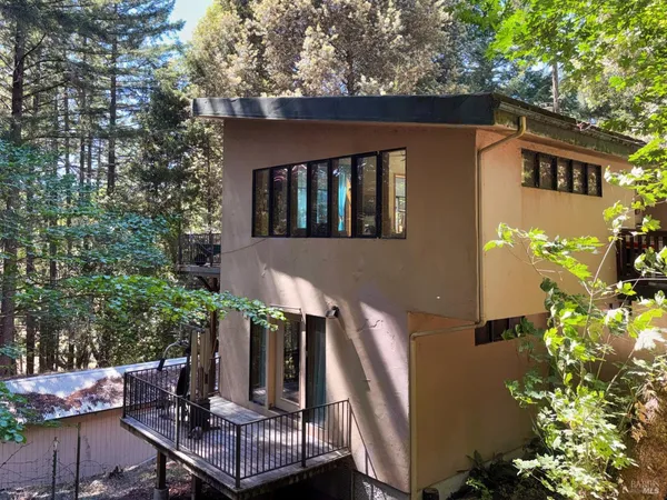$415,000 | 4345 Blackhawk Drive, Willits, CA 95490