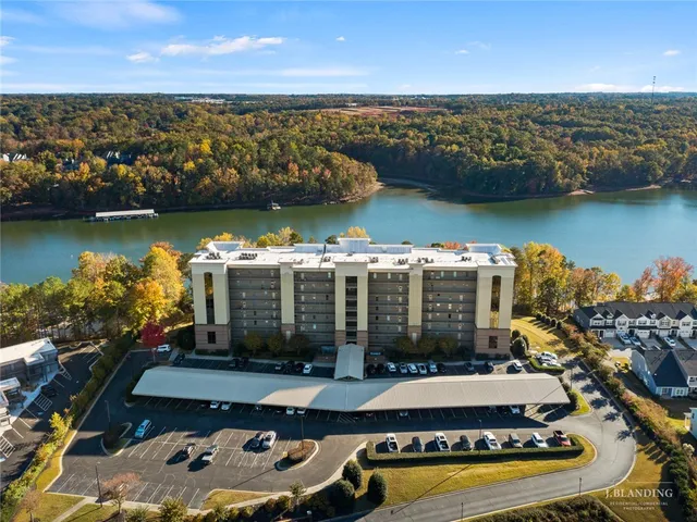 $600,000 | 605 Watermarke Lane, Anderson, SC 29625