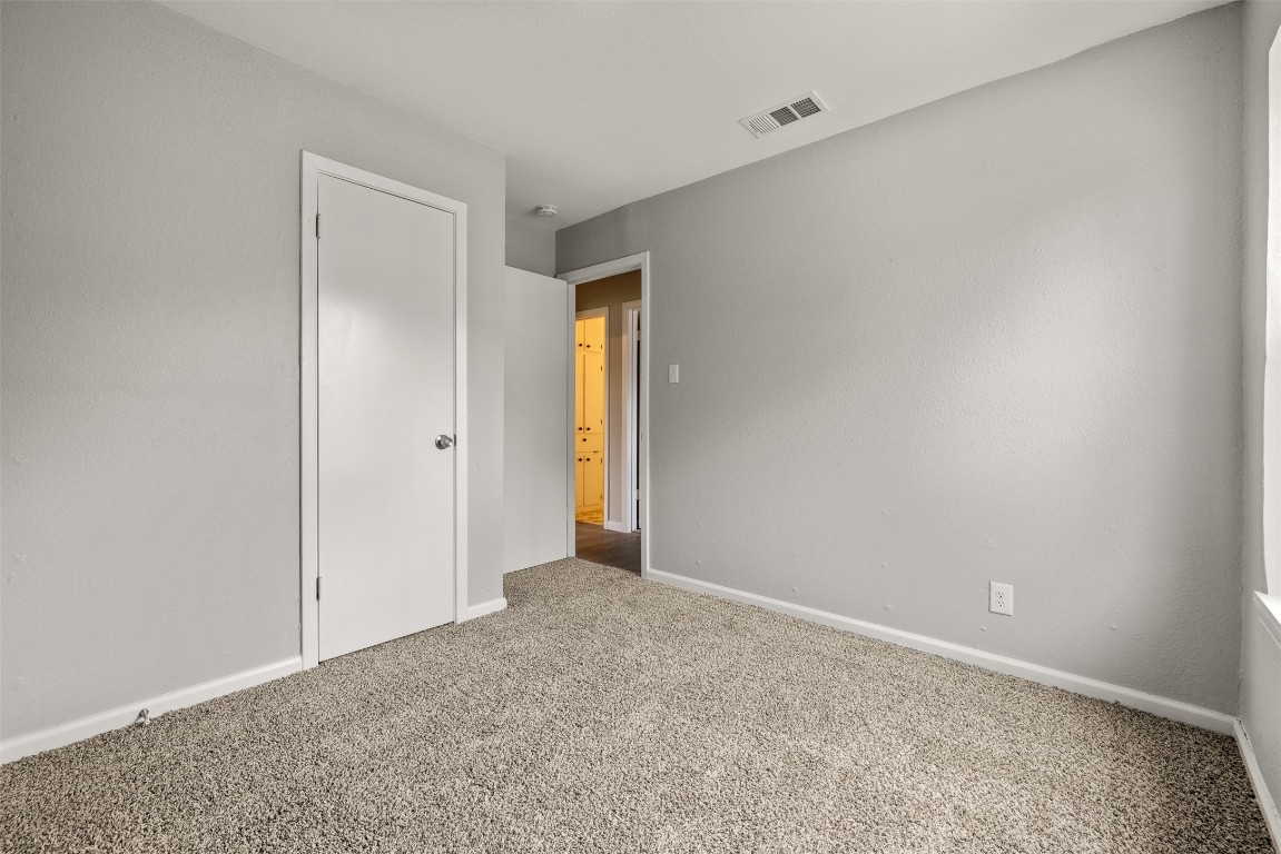 10007 Quail Valley Boulevard, Unit A Austin, TX 78758 - Photo 8 of 13 a view of an empty room