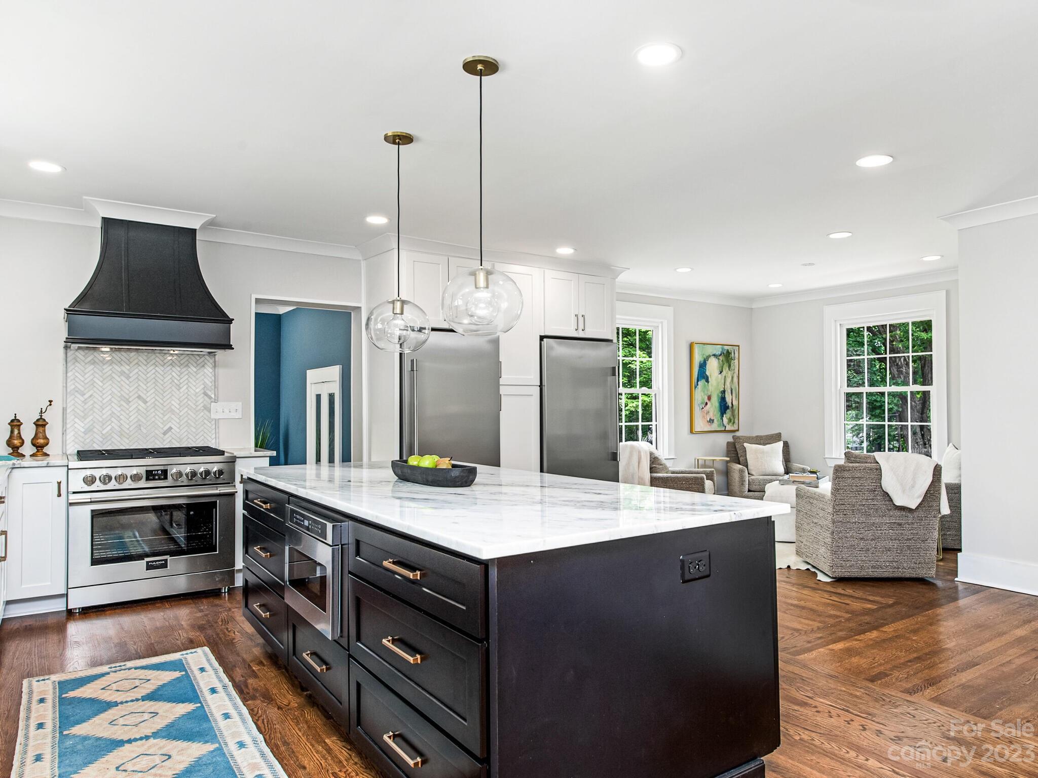 1815 Harris Road Charlotte, NC 28211 - Photo 4 of 32