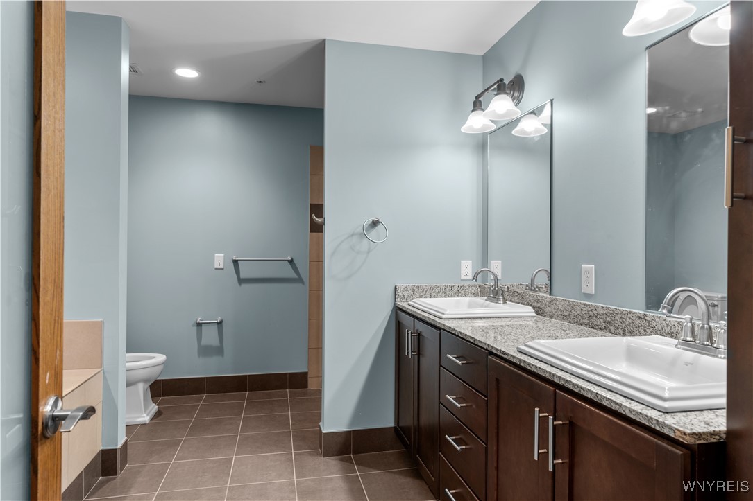 149 Swan Street, Unit 403 Buffalo, NY 14203 - Photo 13 of 26